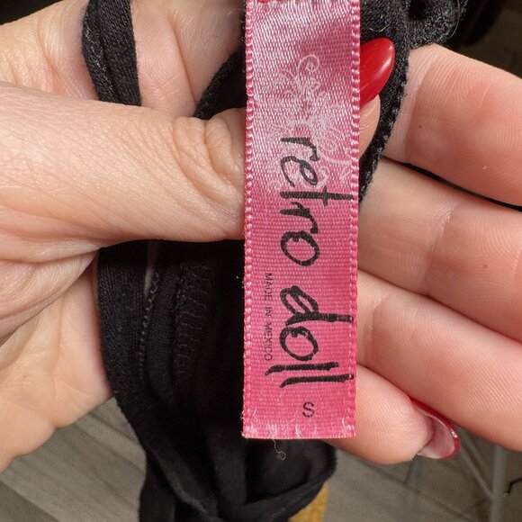 Sunflower Print Black Racerback Tank Top Small Rayon & Spandex Retro Doll‎ - Picture 7 of 8